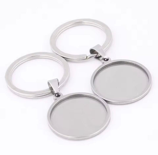 Round Keyring